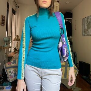 Vintage Y2K Small Caché Scooby Doo Colored Sweater Velvet Studded Sleeves ⛓️🐕